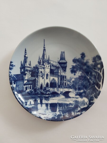 Vajdahunyad vára Hollóházi porcelán falra akasztható dísztányér