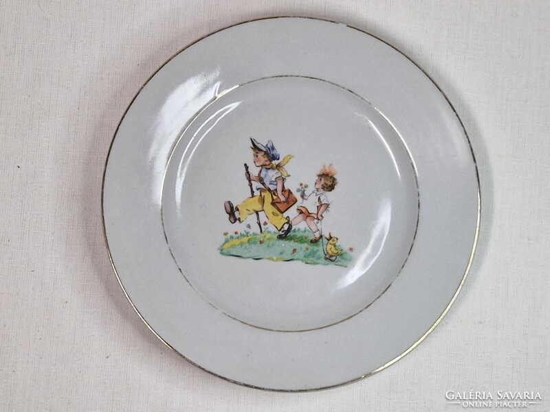 Régi Zsolnay mese vagy gyerek mintás porcelán lapos tányér szép állapotban 21,5 cm átmérőjű