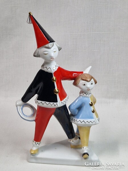 Hollóházi art deco stílusú kézi festésű porcelán bohóc pár figura hibátlan állapotban 21 cm. magas