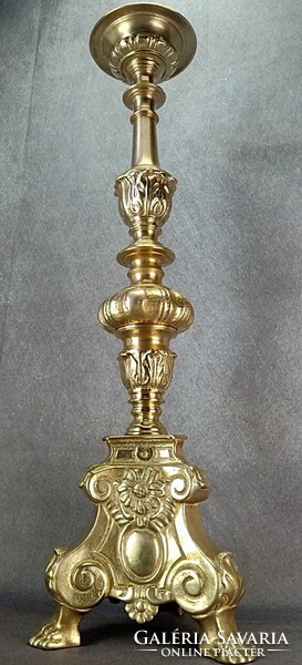 Monumentális 62 cm-es antik olasz bronz gyertyatartó – 5,5 kg, oroszlánmancsos historizáló dísztárgy