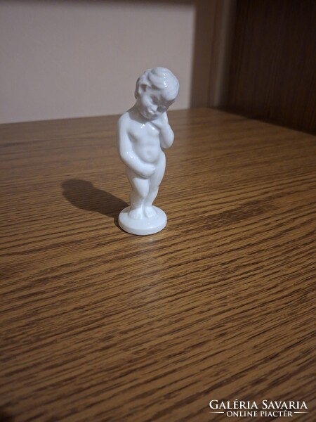 Porcelain child, little girl. 11.5 cm. Flawless.