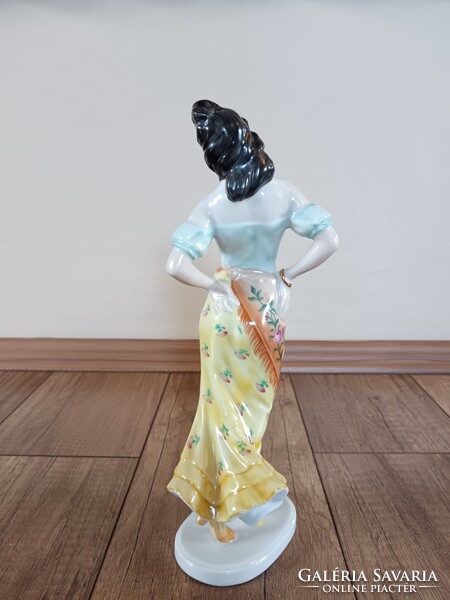 Jubileumi Herendi porcelán Carmen