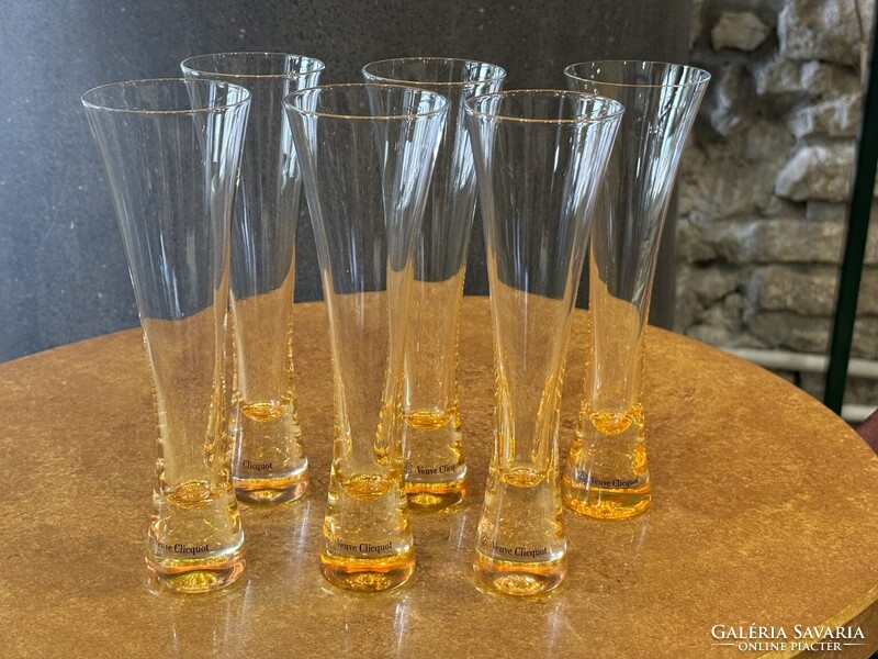CHAMPAGNE CLUB - Veuve Clicquot „Trendy” pezsgőspohár készlet – 6 db kézzel készült