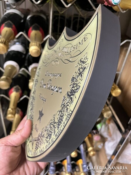 CHAMPAGNE CLUB - Dom Pérignon Champagne Címerpajzs – Háttérvilágításos reklámtábla