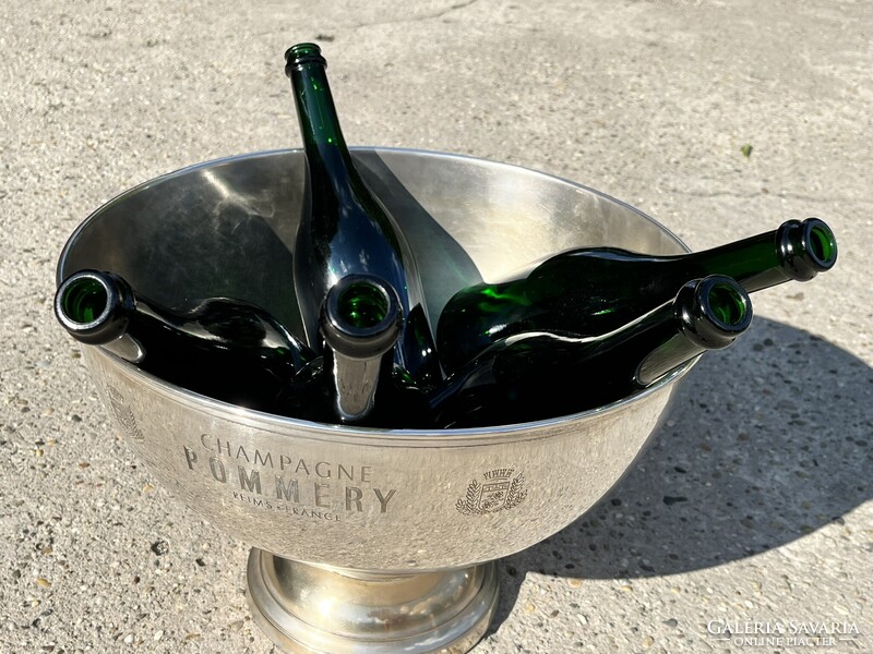 CHAMPAGNE CLUB - POMMERY Champagne 7 Palackos Ezüstözött Pezsgőhűtő Jégtál