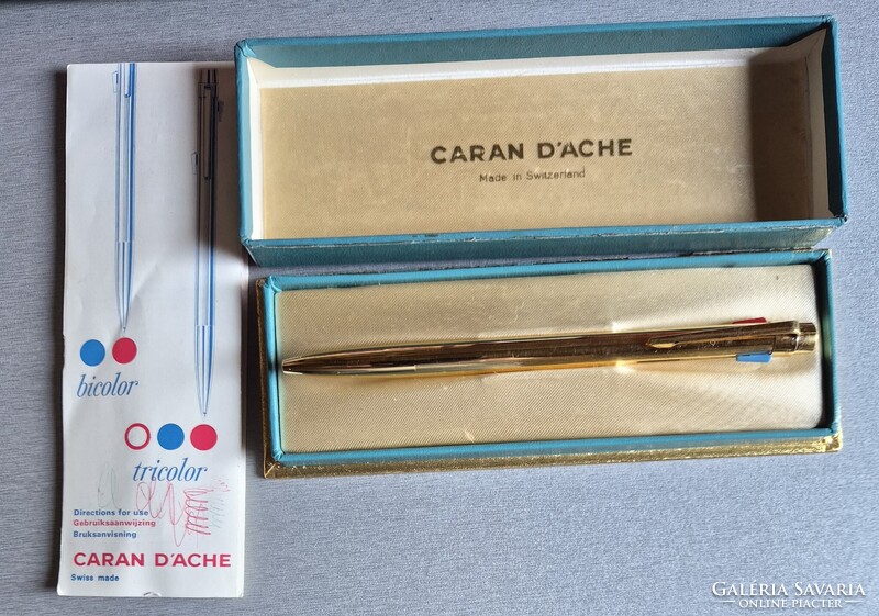 Caran D'ache két színű retró golyóstoll.