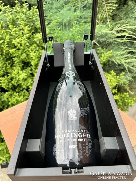 CHAMPAGNE CLUB - Bollinger 007 James Bond Limited Edition Millésimé 2011