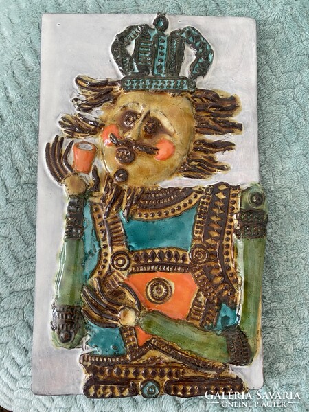 Borsodi Eszter: Király/Napkirály, kerámia  fali kép, Mérete: 30x18 cm. Hibátlan állapotú, zsűrizett.