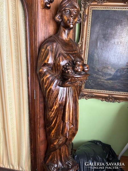 RENESZÁNSZ DOLGOZÓ GARNITÚRA