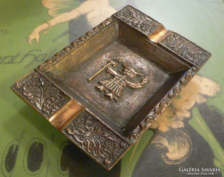 ARTISAN BRONZE ASHTRAY