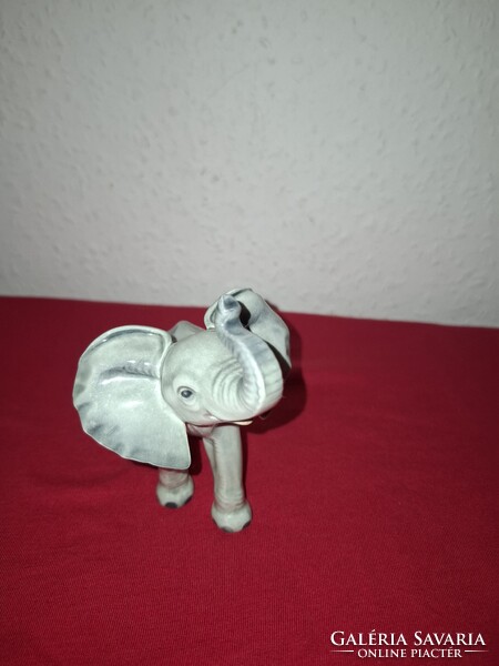 Ritka Hummel Goebel Szép élethű elefánt porcelán eladó 11 cm sorszámozott
