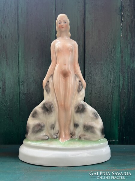 Art Deco Diana, vagy női akt agarakkal porcelán szobor