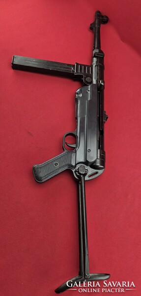 II. világháborús német Mp40 mintájára készült díszfegyver