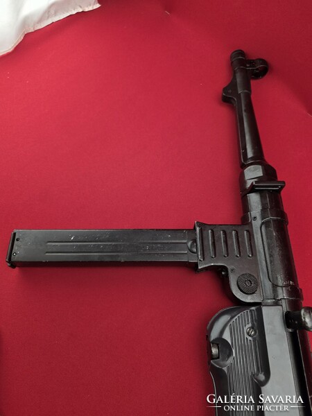 II. világháborús német Mp40 mintájára készült díszfegyver