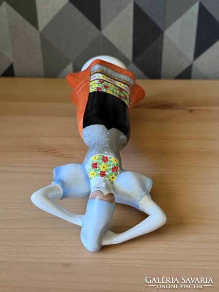 Aquincumi Matyó Lány Népviseletben porcelán figura