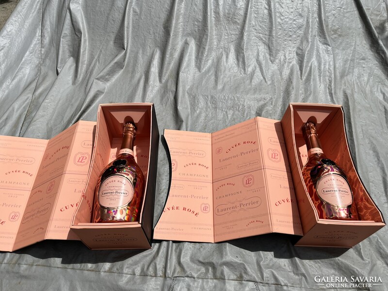 CHAMPAGNE CLUB - 2 db Laurent-Perrier Cuvée Rosé „Petal Dress” – Mágneszáras Díszdobozokban