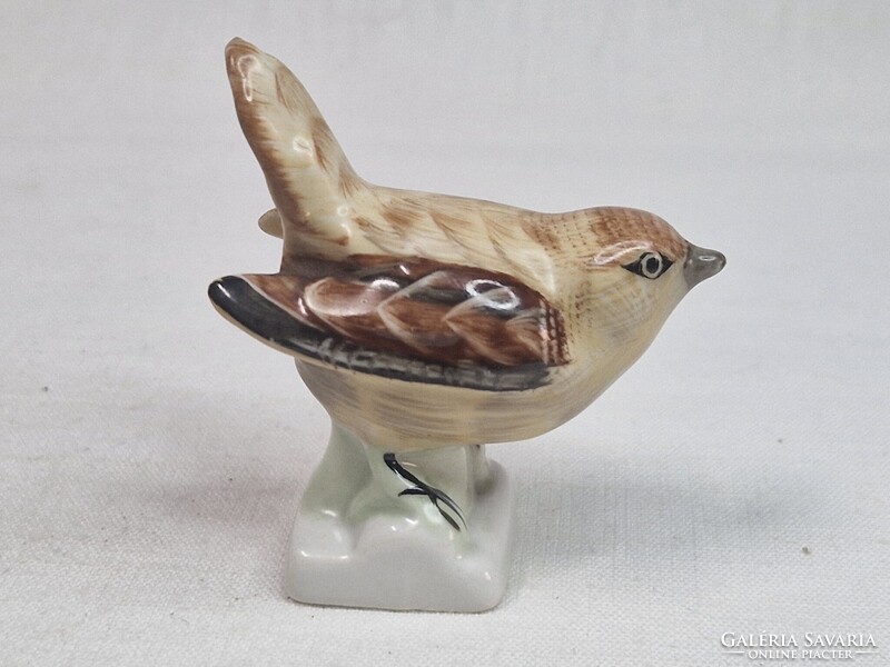 Ritkább Aquincumi kisméretű porcelán madár gyönyörű kézi festéssel hibátlan állapotban 6 cm. magas