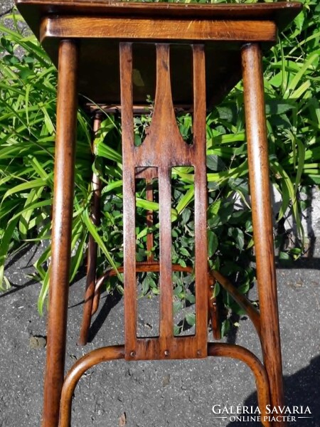 Jacob és Josef Kohn asztal - Gustav Siegel terv. / gramofon-hanglemez... ( " Thonet " )