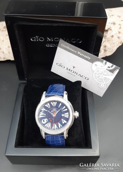 Gio Monaco Galileo Diamonds egy nagyon különleges és gyönyörű automata óra Svájcból