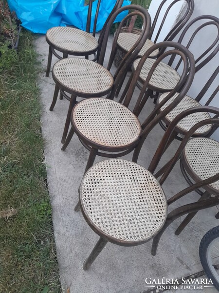 Tonett thonet tonet jellegű régi hajlított székek