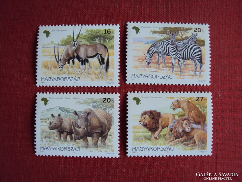 Magyar postatiszta bélyegek blokkok jó árban  eladók-Sz-106