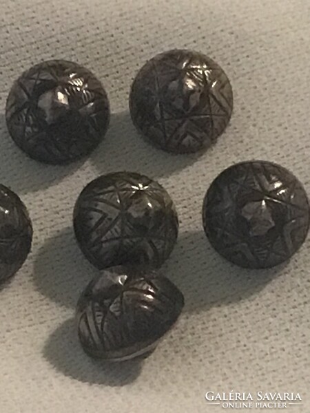 Antik, 800-as ezüst pityke gomb szett – Kézzel díszített ritkaság (1 cm)
