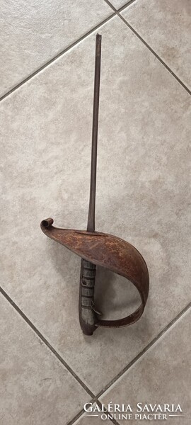 Antik gyakorló vívókard