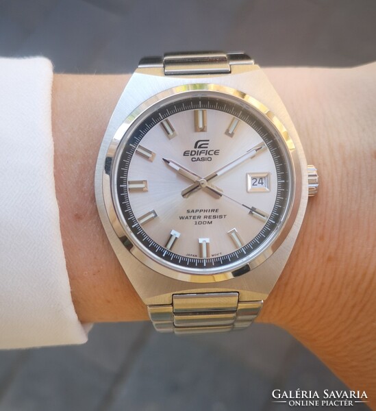 Casio Edifice EFB-109D-7AV karóra - teljes gyári szettel - Tiktakwatch garanciával
