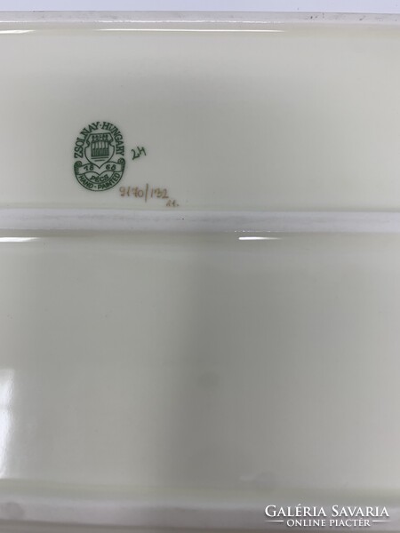 Zsolnay elegáns jelzett 6 személyes virág mintás süteményes szett kínálótál és 6db kistányér  RZ