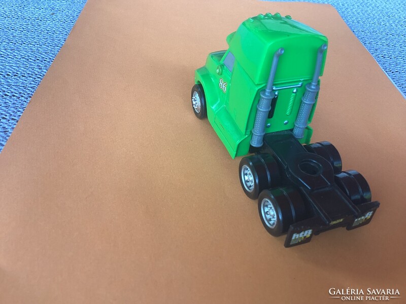 Verdák Hauler  kamionja 1:55 méretben