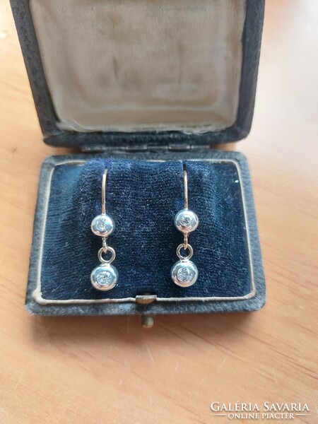 Beautiful Art Deco diamond-set earrings!