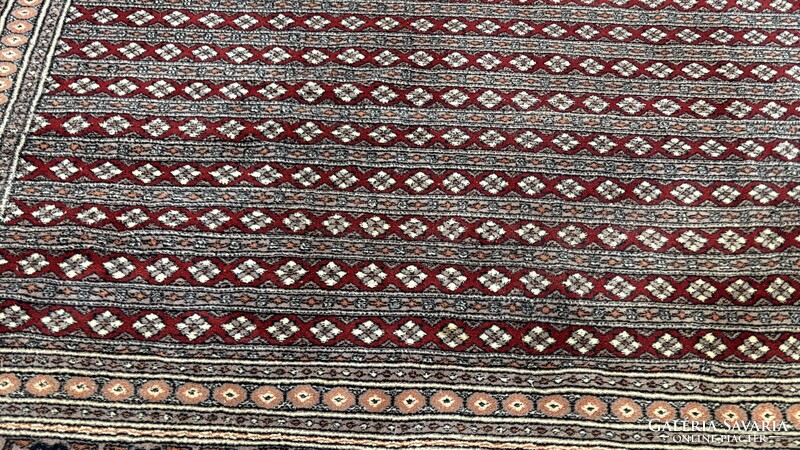 4137 KIÁRUSÍTÁS Pakisztáni Bokhara kézi gyapjú perzsa Szőnyeg 250X240CM
