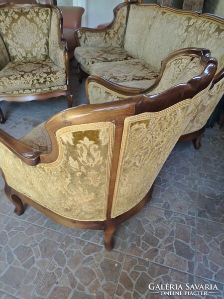 Ép szerkezetű neobarokk ülőgarnitúra