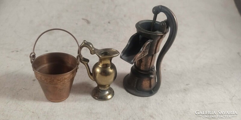 Bronz, réz kút és edények 706