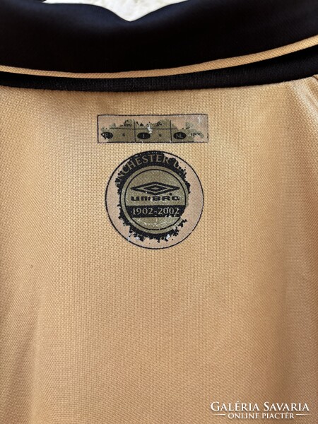 Manchester United Vintage Umbro 2002 Kifordíthatós Jubileumi Futball Mez S