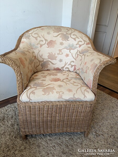 Szép rattan fotel eladó 28000 ft bp 17 kerben