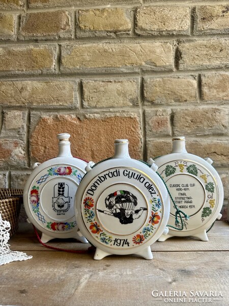 Ritka Hollóházi porcelán emlékkulacs gyűjtemény