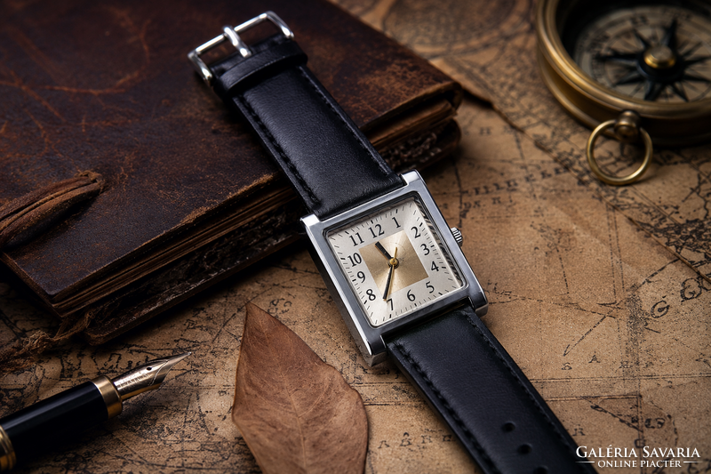 Retro szögletes quartz karóra, Genuine Leather bőrszíj – hibás, javításra/donornak