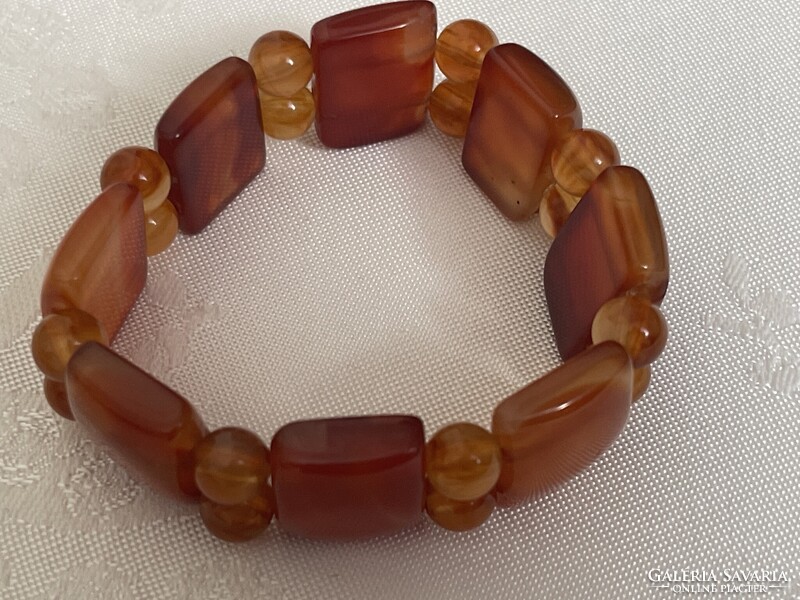 Beautiful, cool genuine carnelian bracelet.