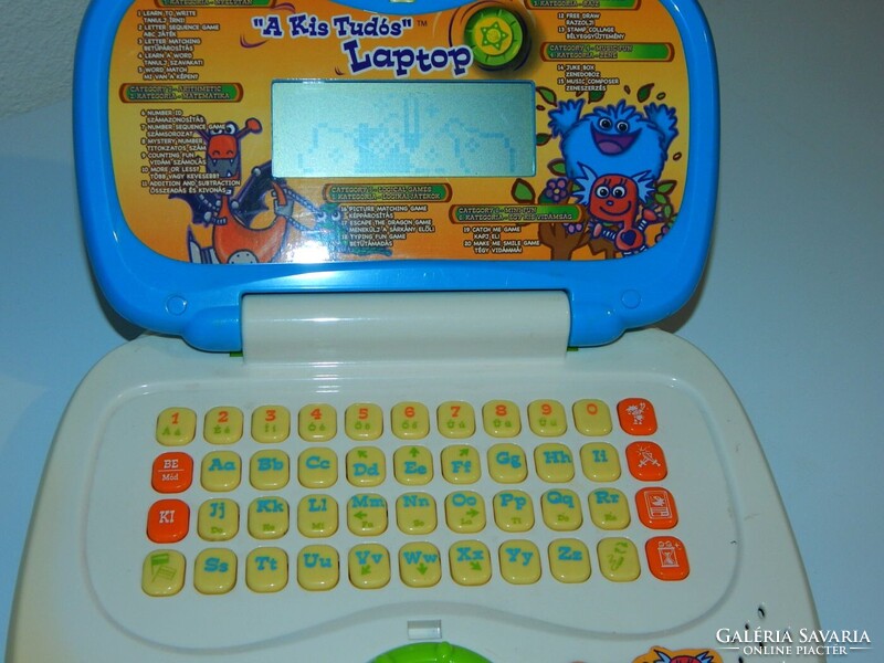 Startright - régi,játék laptop