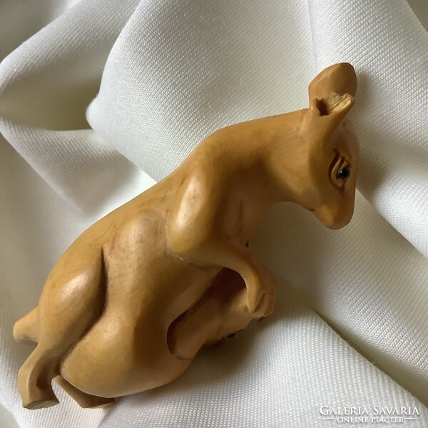 Kenguru babájával Fa Állat japán netsuke necuke Miniatűr fafaragás Feng Shui Kínai Keleti Horoszkóp