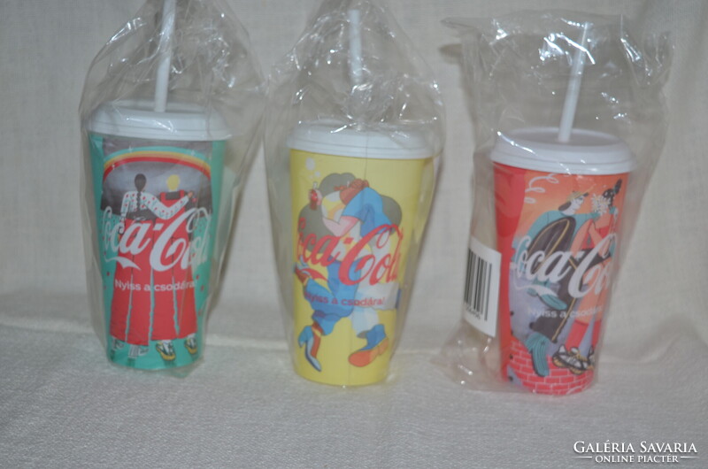 COCA - COLA fedeles szívószálas hidegre színváltóspohár saját dobozával 02