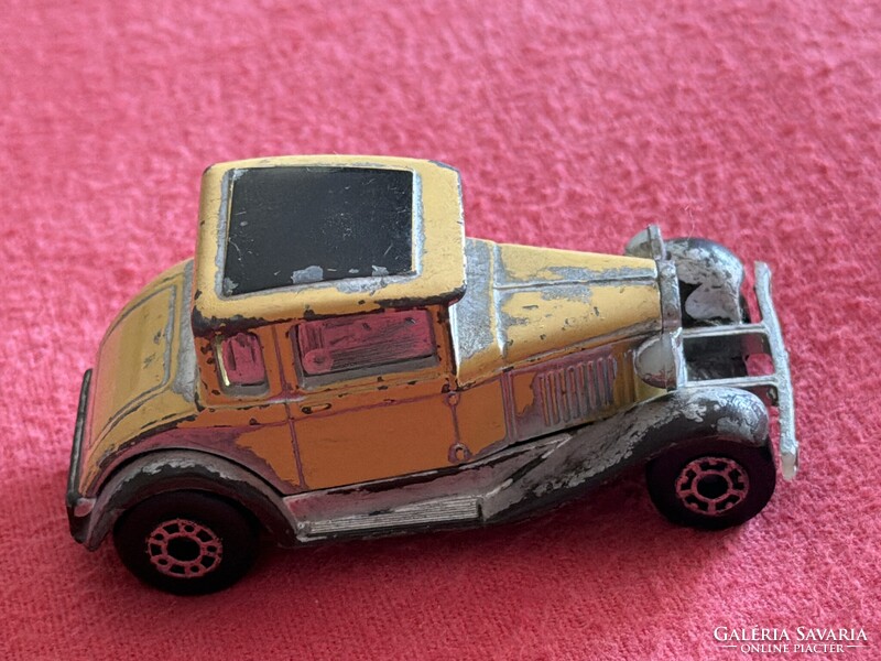 Matchbox Ford 1979 -es használt kopott.