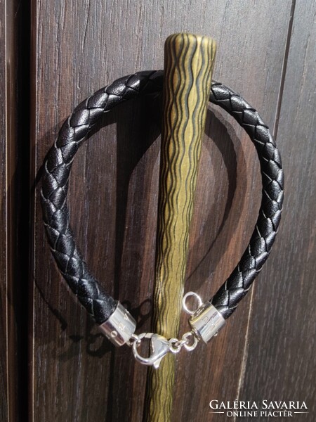 Thomas Sabo charm bőrkarkötő ezüst csattal
