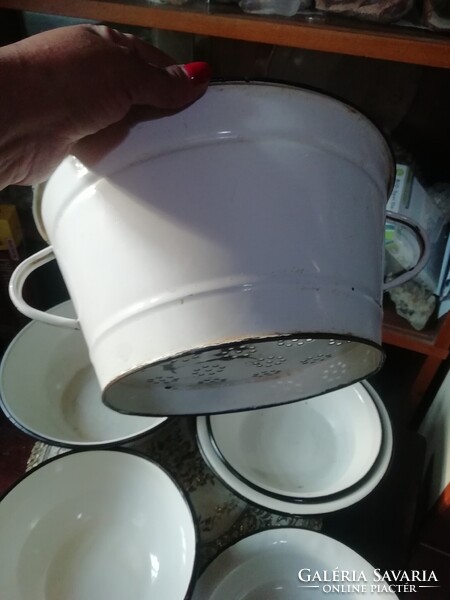 Bonyhádi enamel strainer