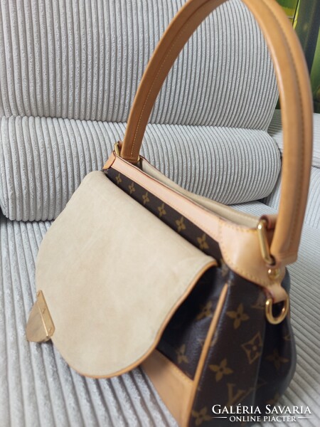 Louis Vuitton Monogram Beverly MM