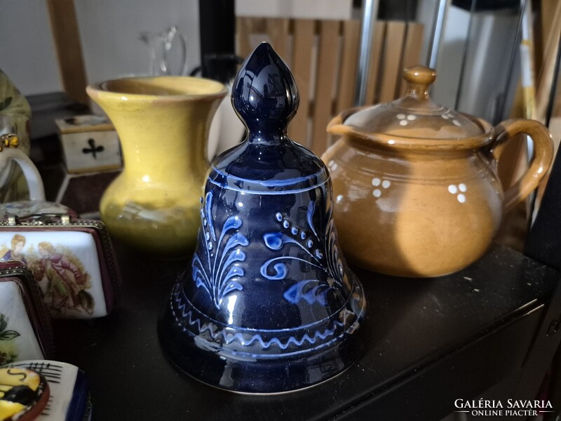 Glazed Ceramics as a Set