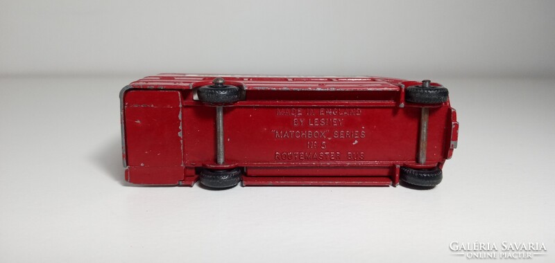 Matchbox Routemaster Bus