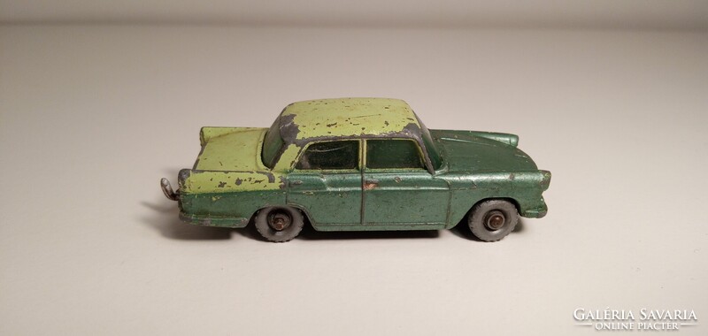 Matchbox Austin A55 Cambridge