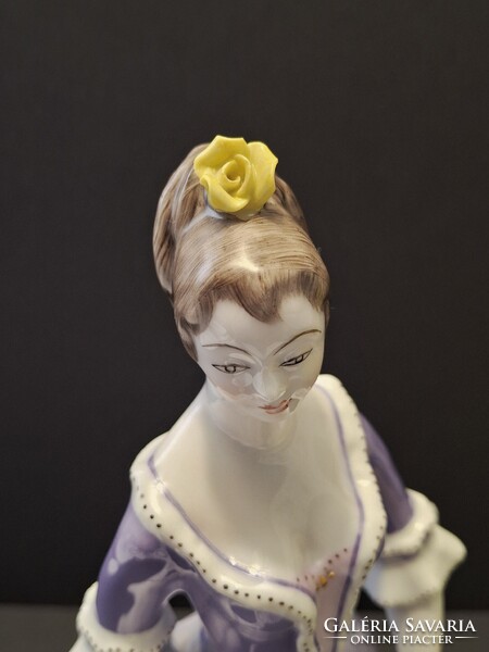Hollóházi porcelán barokk hölgy tükörrel, 27 cm